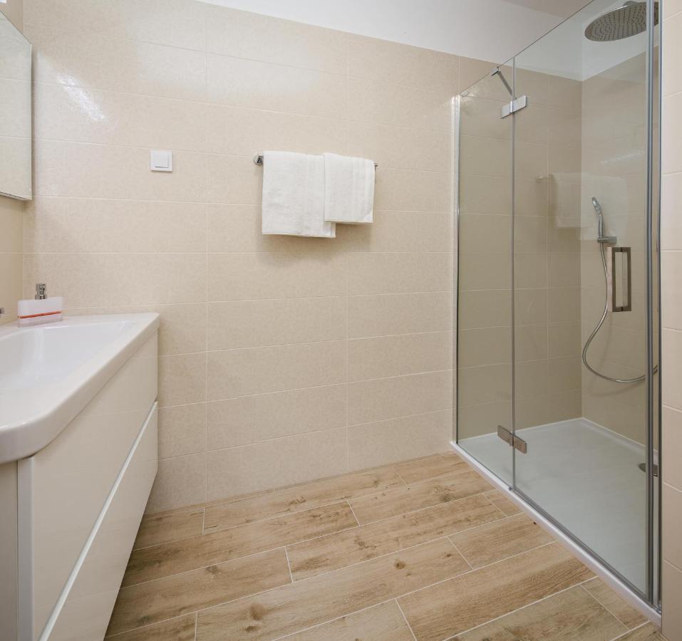 סלאטינה Apartments Alba 1 מראה חיצוני תמונה