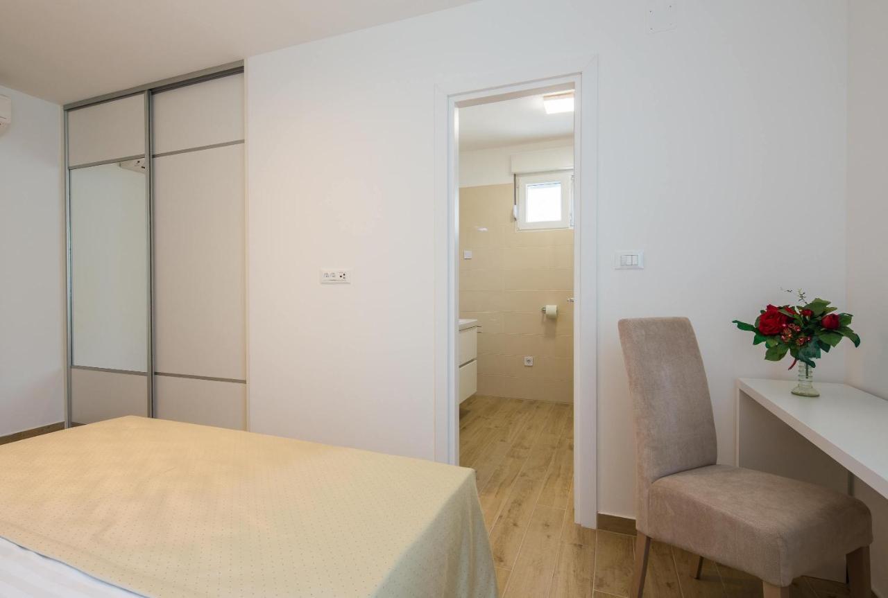 סלאטינה Apartments Alba 1 מראה חיצוני תמונה