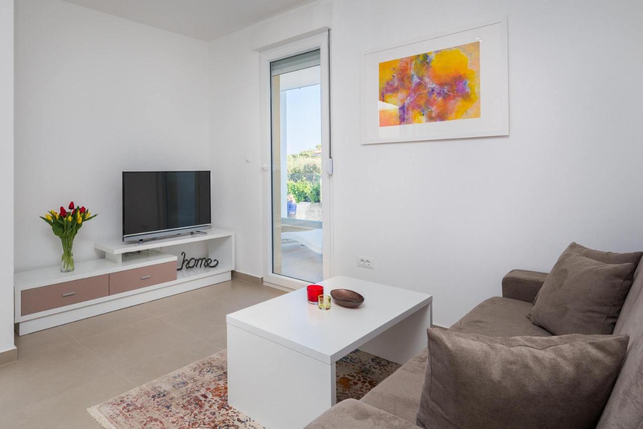 סלאטינה Apartments Alba 1 מראה חיצוני תמונה